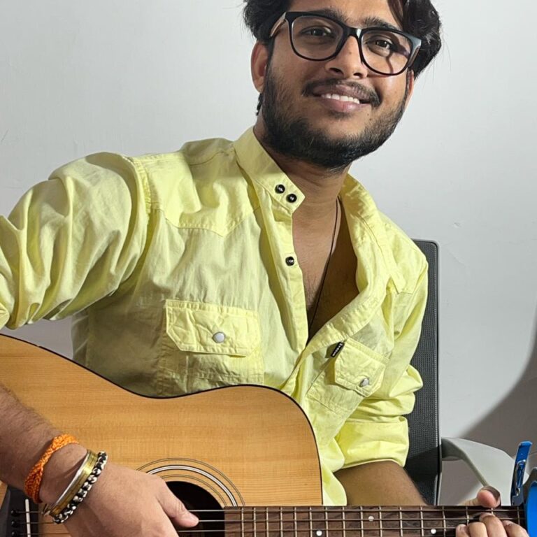 Sunil Anand Singer